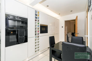 Photo 16- click for photo gallery